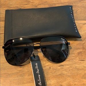 Quay Australia Vivienne Sunglasses in Black/Smoke
